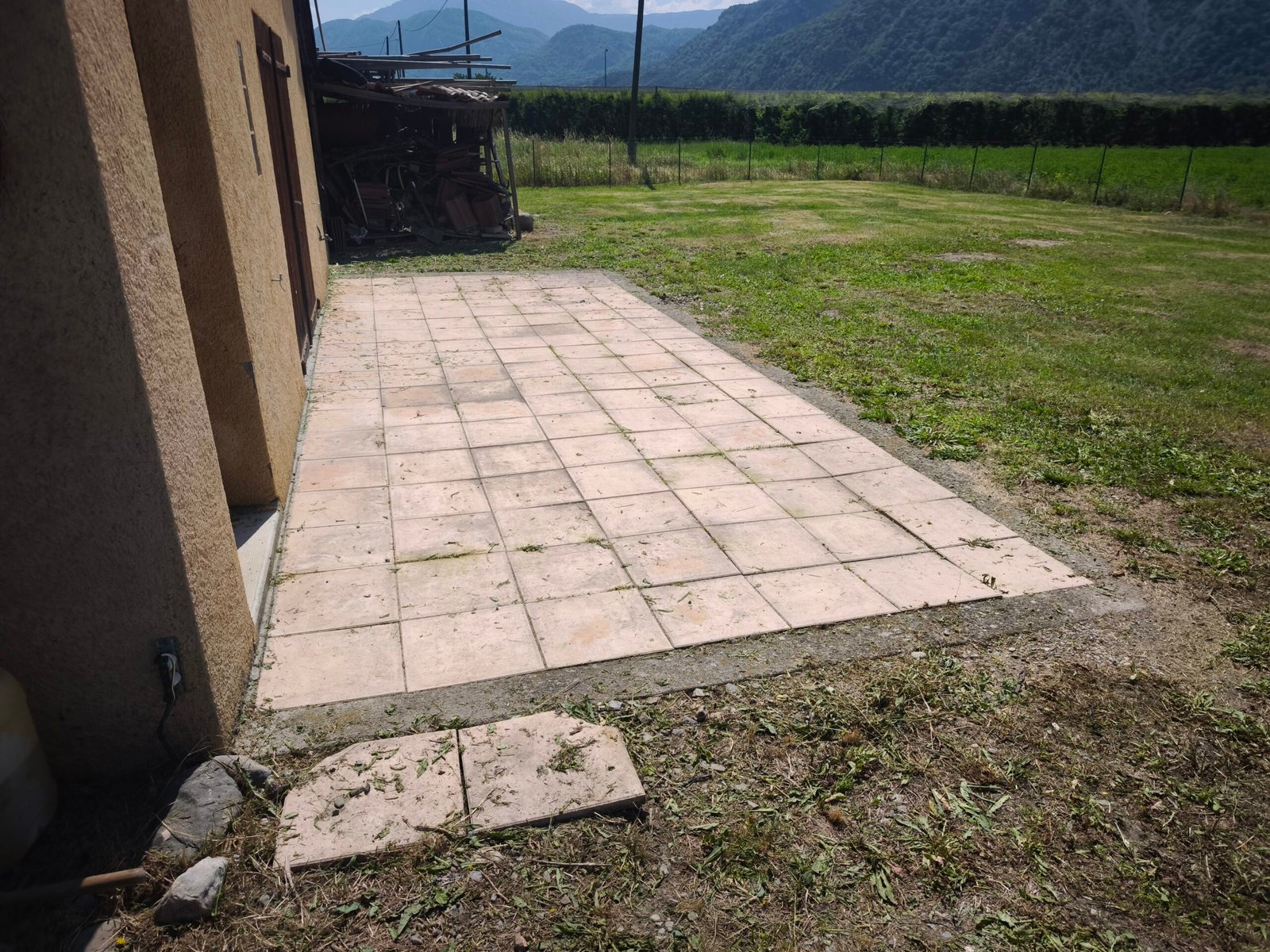 ARNS - Espace vert refait