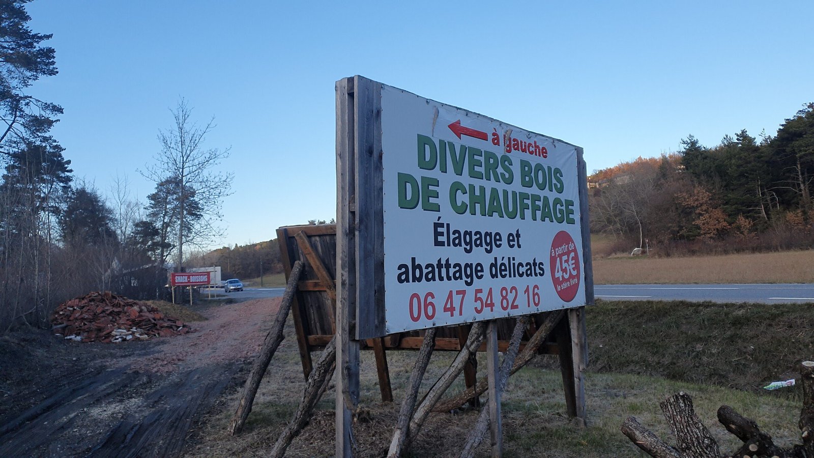 ARNS - Panneau publicitaire route Tallard