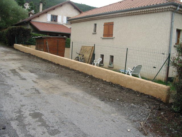 ARNS - Mur avec clôture